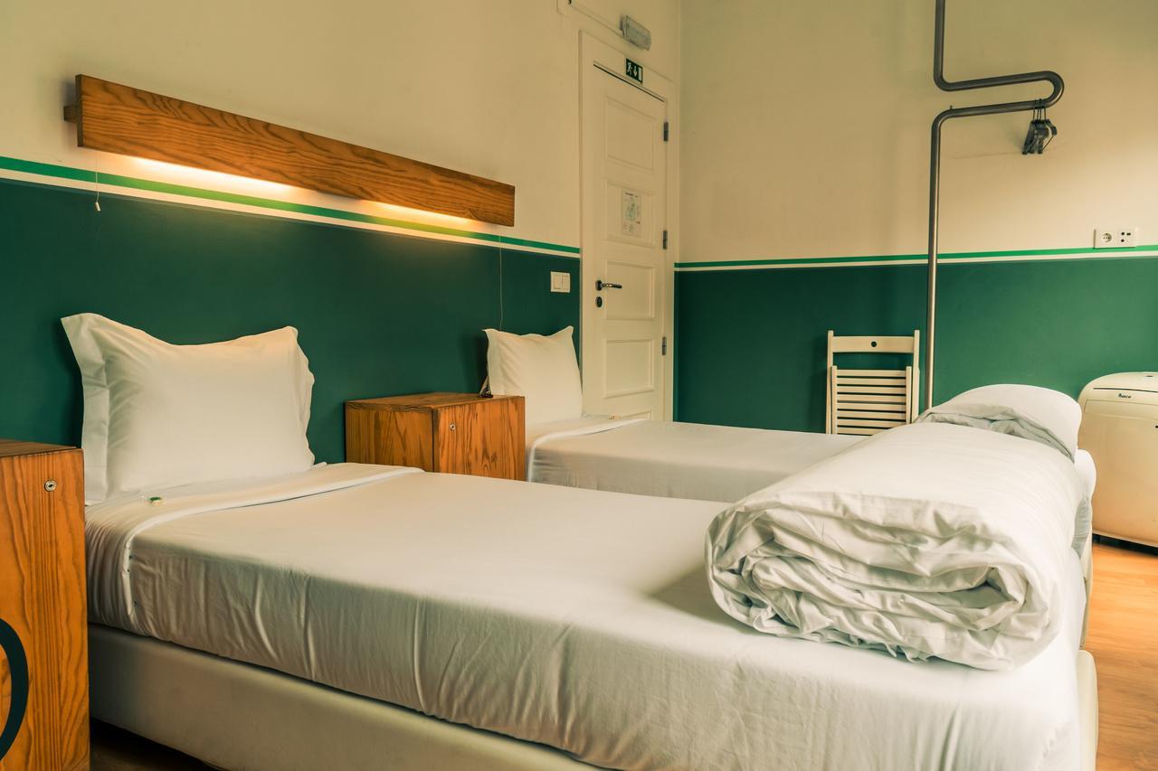 Hostel 4U Lisboa Extérieur photo