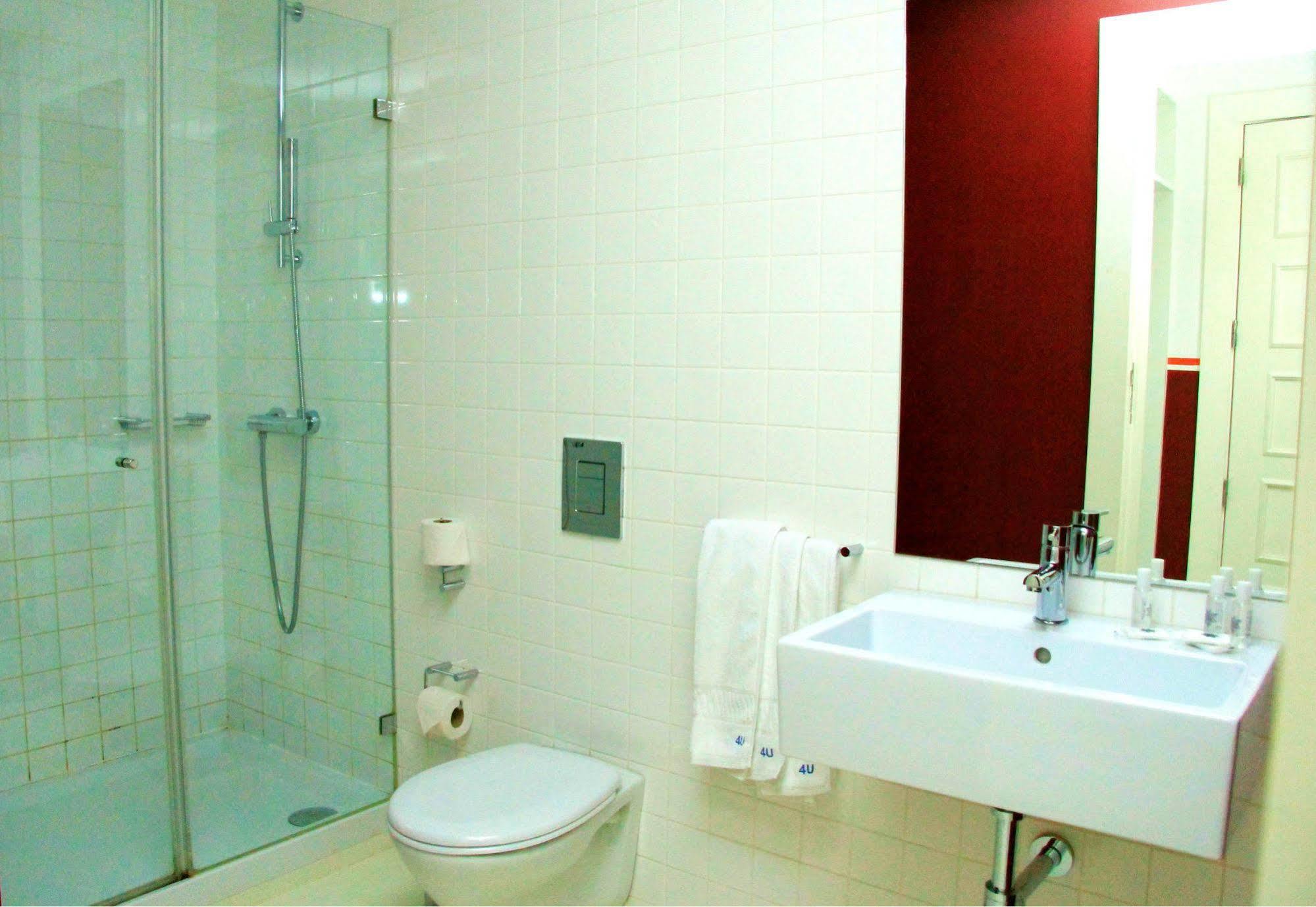 Hostel 4U Lisboa Extérieur photo